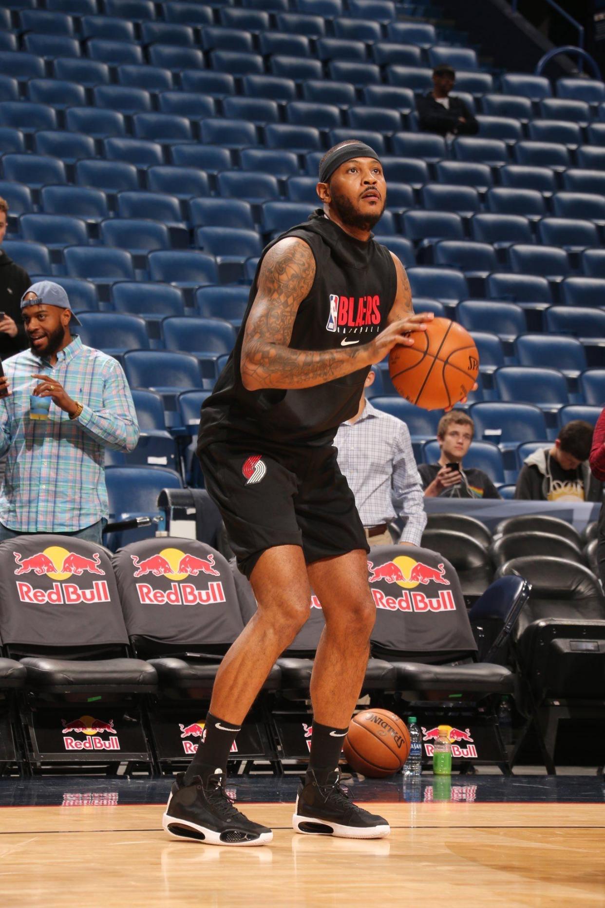 半岛体育-NBA球队进行赛前练习，备战新赛季