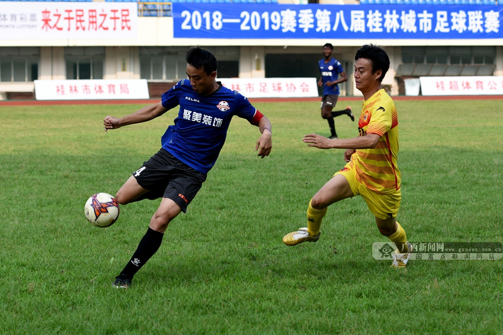 半岛体育-广西球队今晚在比拼中夺得胜利，实力不俗