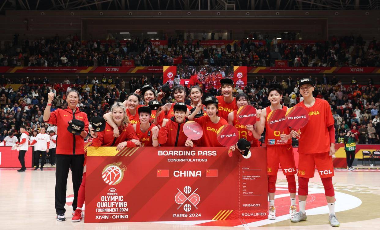 半岛体育-尼日利亚女足备战奥运会，全队状态良好